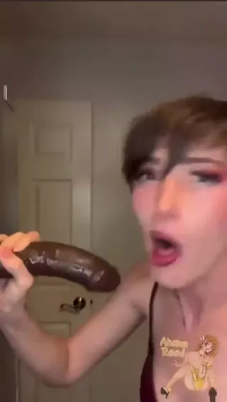 Blowjob, Dildo, Messy