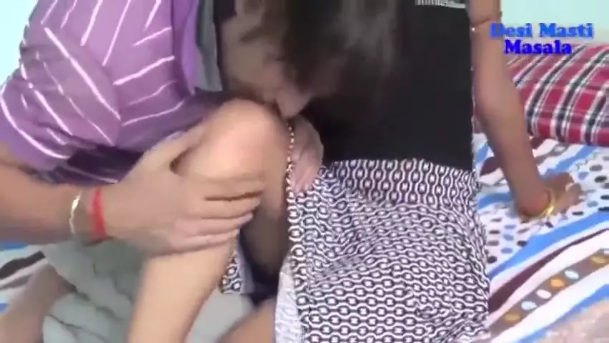 Ava Addams dominuje kutasy gejów po indyjsku