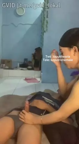 Indonezyjska suczka z wielkimi cyckami rżnięta w dupę