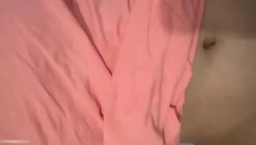 Indonezyjska wdówka z ciasną szparką rżnięta na maksa