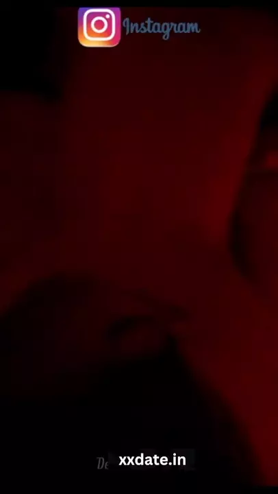 Priyam Joshi z instagrama pokazuje cycki i daje się rżnąć