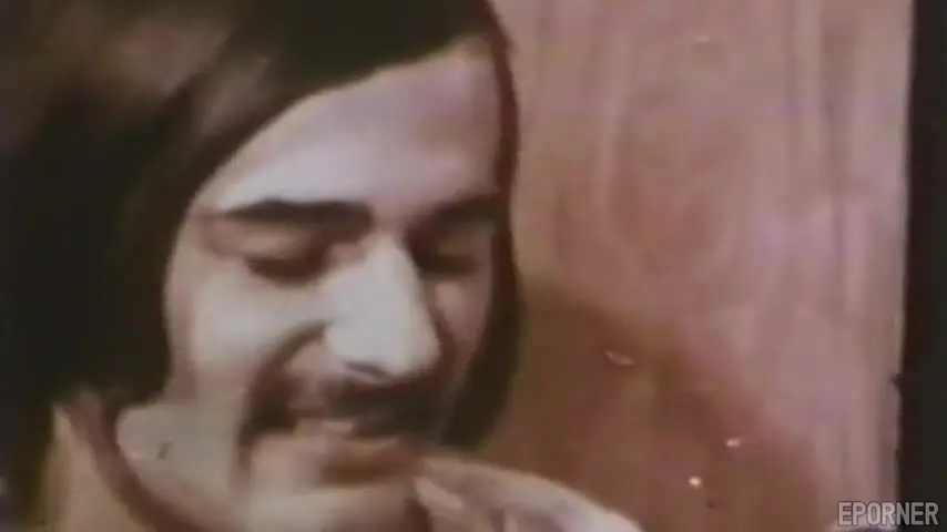 Retro orgia blond i brunetki w pełnym gazie