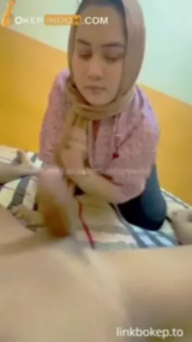 Dojrzała azjatka fistuje cipkę do granic